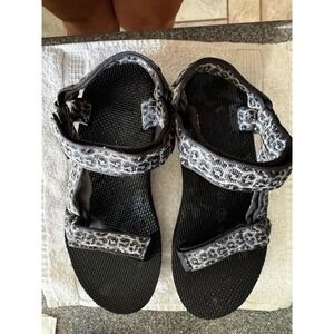 Teva Midform Universal Leopard Print Sandals - Women's Size 7 EUC A12